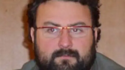 1162977372.jpg