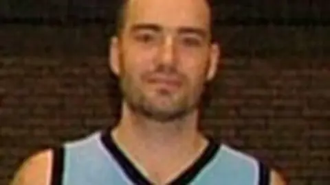 1166610227.jpg