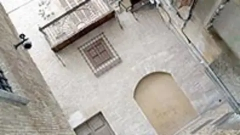 1170835662.jpg