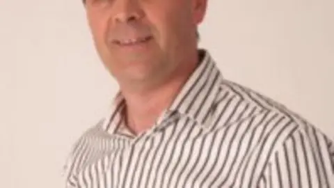 1180518524.jpg