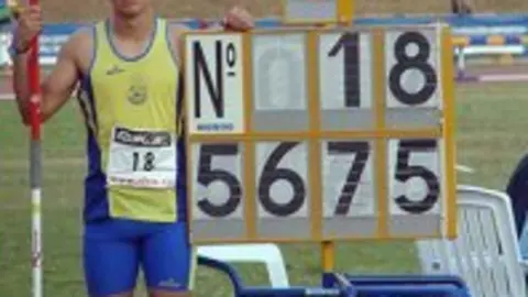 1186558962.jpg