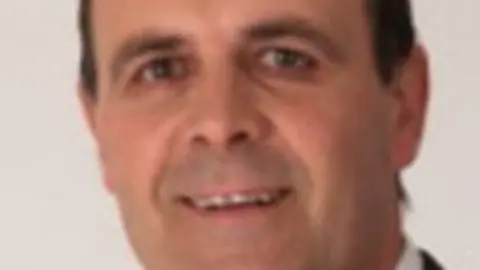 1188376322.jpg