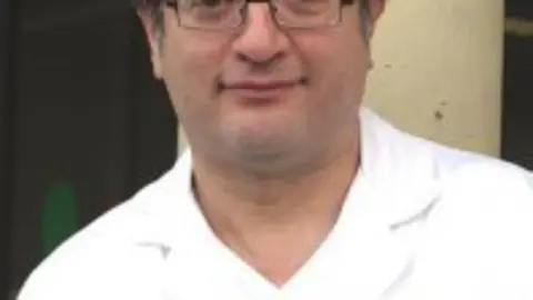 1193211733.jpg