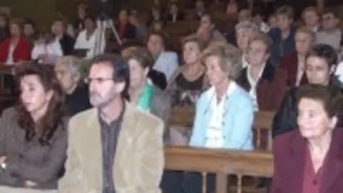 1193819845.jpg