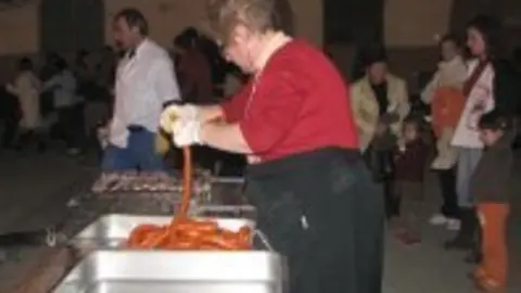 1201080586.jpg
