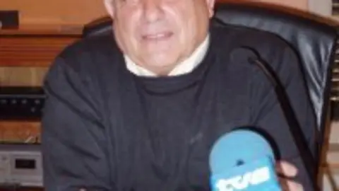1204704596.jpg