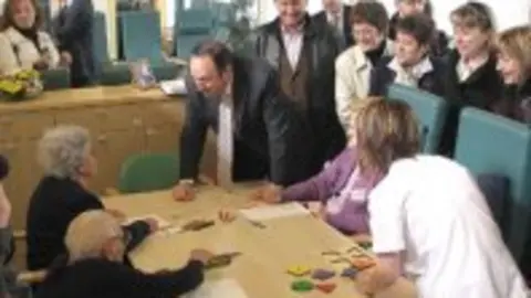 1208335375.jpg