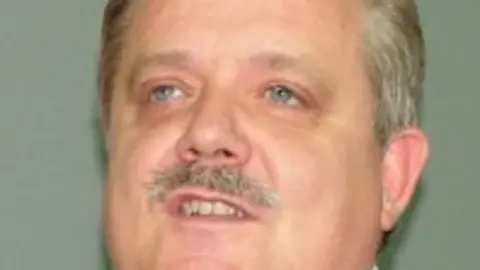 1211359289.jpg