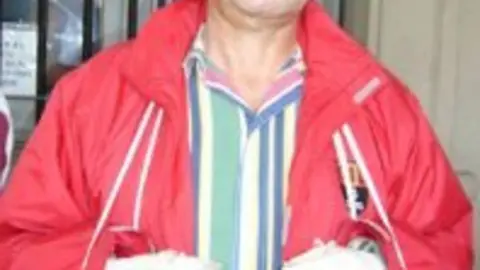 1212567887.jpg