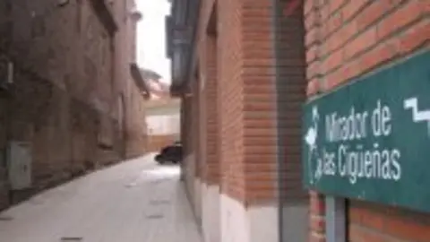 1213775055.jpg