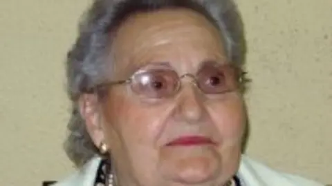 1213772878.jpg