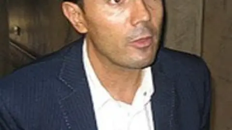 1214376382.jpg