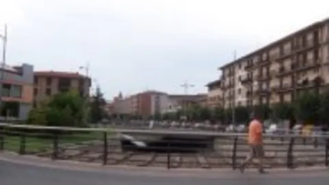 1215589723.jpg