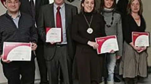 1235061963.jpg