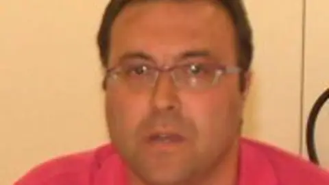 1235549584.jpg