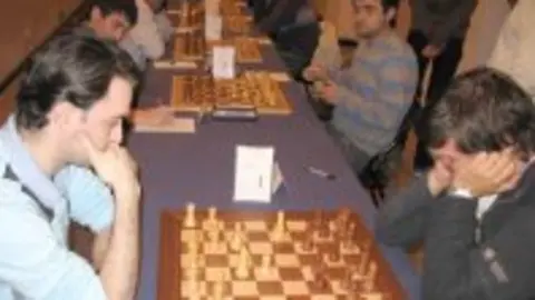 1240995554.jpg