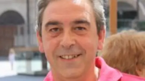 1242200880.jpg