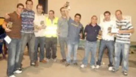 1242807817.jpg