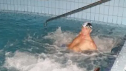 1253687985.jpg