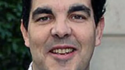 1255506986.jpg