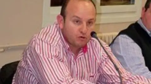 1268814416.jpg