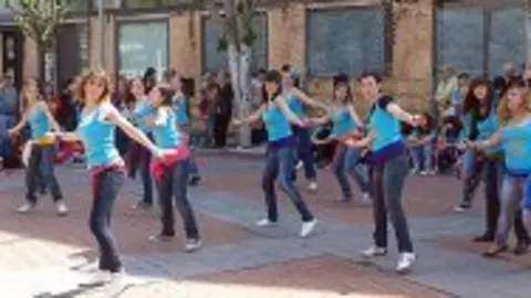 1272438652.jpg