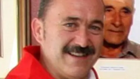 1280907581.jpg