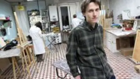 1284531961.jpg