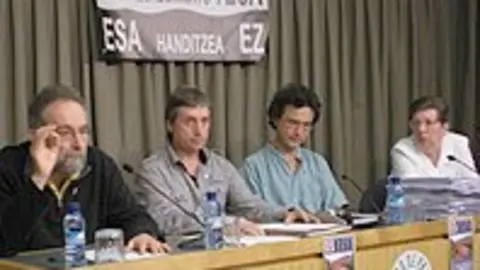 1286618761.jpg