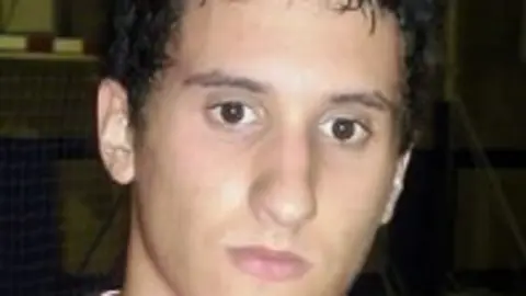 1289379562.jpg