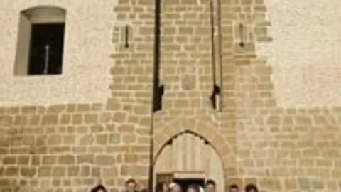 1290798765.jpg