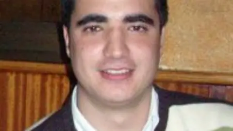 1295427043.jpg