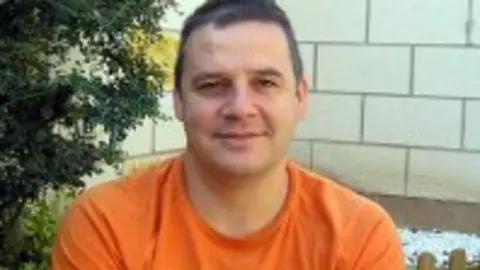 1300268660.jpg