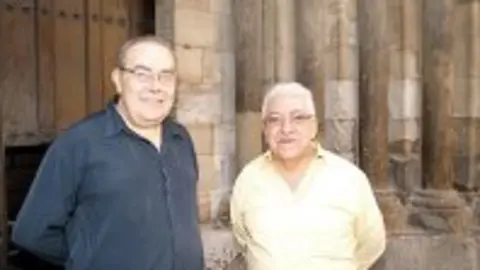1317796624.jpg