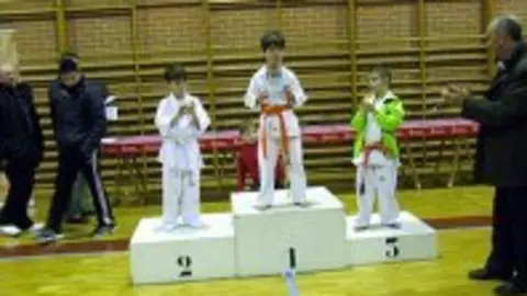 1329295135.jpg