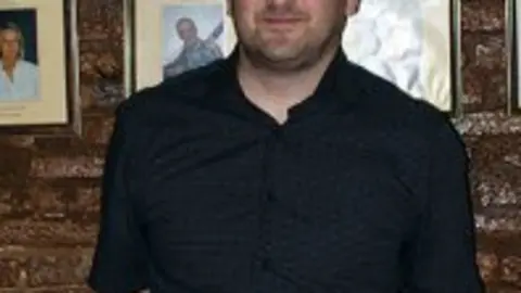 1340179812.jpg