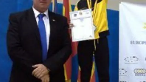 1368606031.jpg