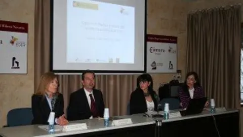 12-EDER-Inicia-tu-exportaci&oacute;n-1067-300x200.jpg