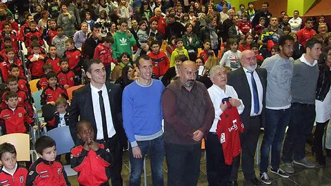 30-Charla-coloquio-de-Patxi-Pu&ntilde;al-y-Manuel-Onwu-en-Castej&oacute;n-1068.jpg