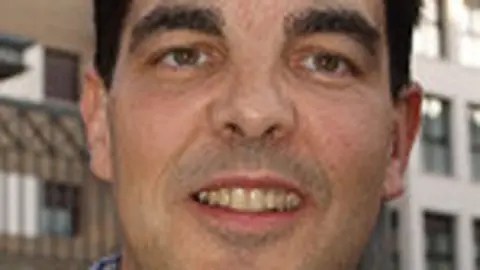 Luis-Casado.jpg