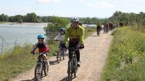 11-D&iacute;a-de-la-bicicleta-1074-300x200.jpg