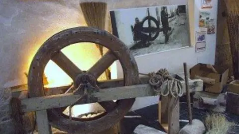6-Exposici&oacute;n-de-los-a&ntilde;os-50-molinillo-1074-300x225.jpg