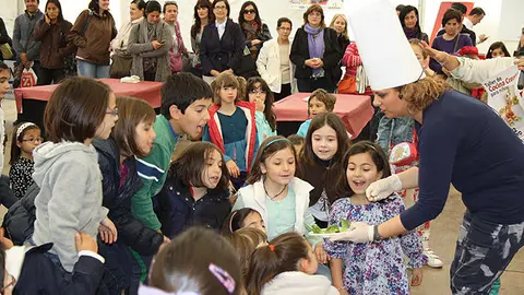 17-Taller-de-cocina-creativa-para-ni&ntilde;os-flor-1075.jpg