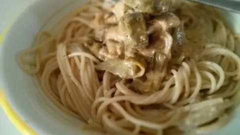 18-Espagueti-a-la-crema-de-alcachofas-y-setas-1078-300x225.jpg