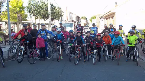 Portada-11-D&iacute;a-de-la-bicicleta-en-la-Ribera-1079.jpg
