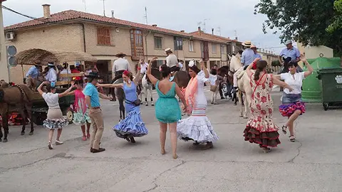 11-Fiesta-rociera-en-Cortes-1083.jpg