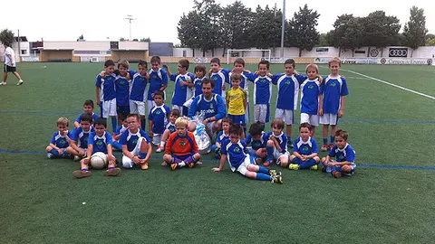 Portada-29-Fin-de-Curso-Escuela-de-f&uacute;tbol-de-Murchante-1085.jpg