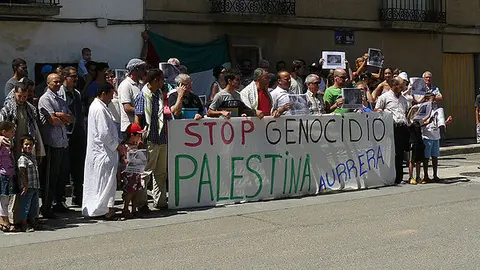 14-Manifestaci&oacute;n-pro-Palestina-en-Villafranca-1087.jpg