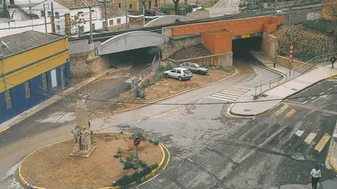 25-Monumento-a-la-jota-abril-2000-1094.jpg