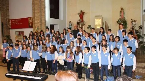 7-Coro-Infantil-Griseras-1102.jpg